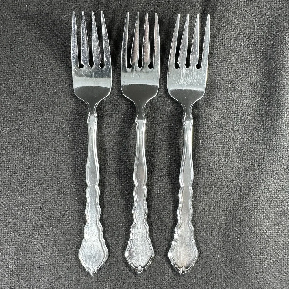 Oneida Satinique 18/8 Stainless Steel Salad Fork (Set of 3)